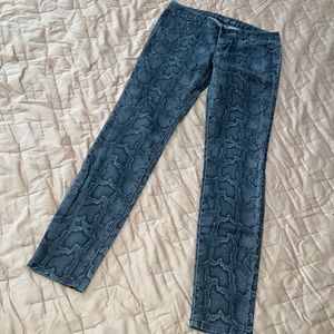 MK Skinny Jeans.
